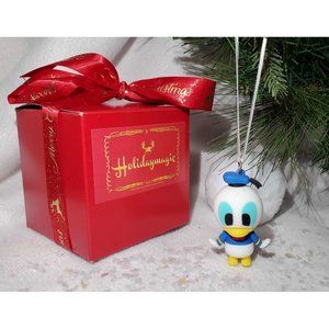 Donald Duck Christmas Tree Ornament - Comes in Gift Box w/ Christmas Bow